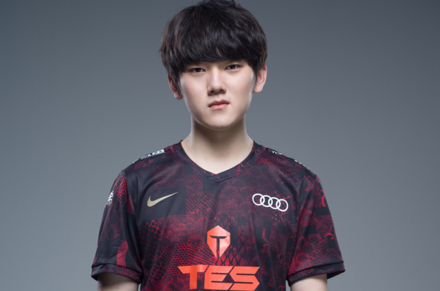 核心后卫的 核心后卫的